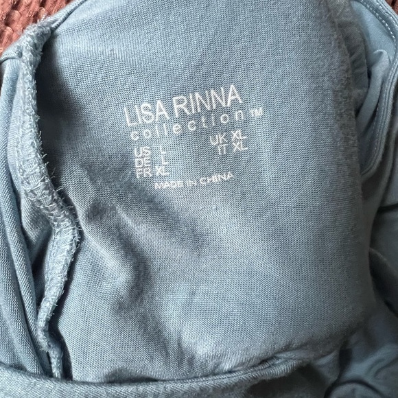 Lisa Rinna Collection V-Neck Top with Chiffon Back - Picture 5 of 5